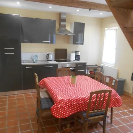Manoir De Sequieres