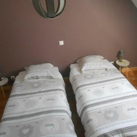 بيت للعطل Manoir De Sequieres Lacres